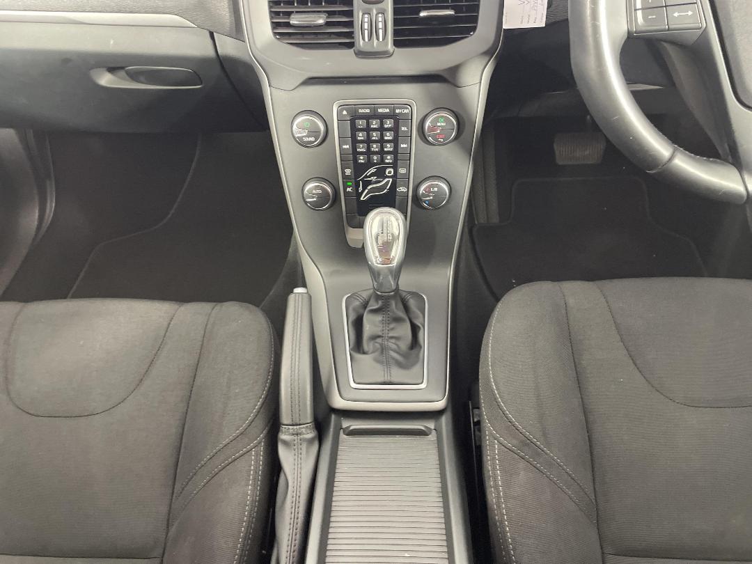 Photo '18' of Volvo V40 Photo '18' of Volvo V40