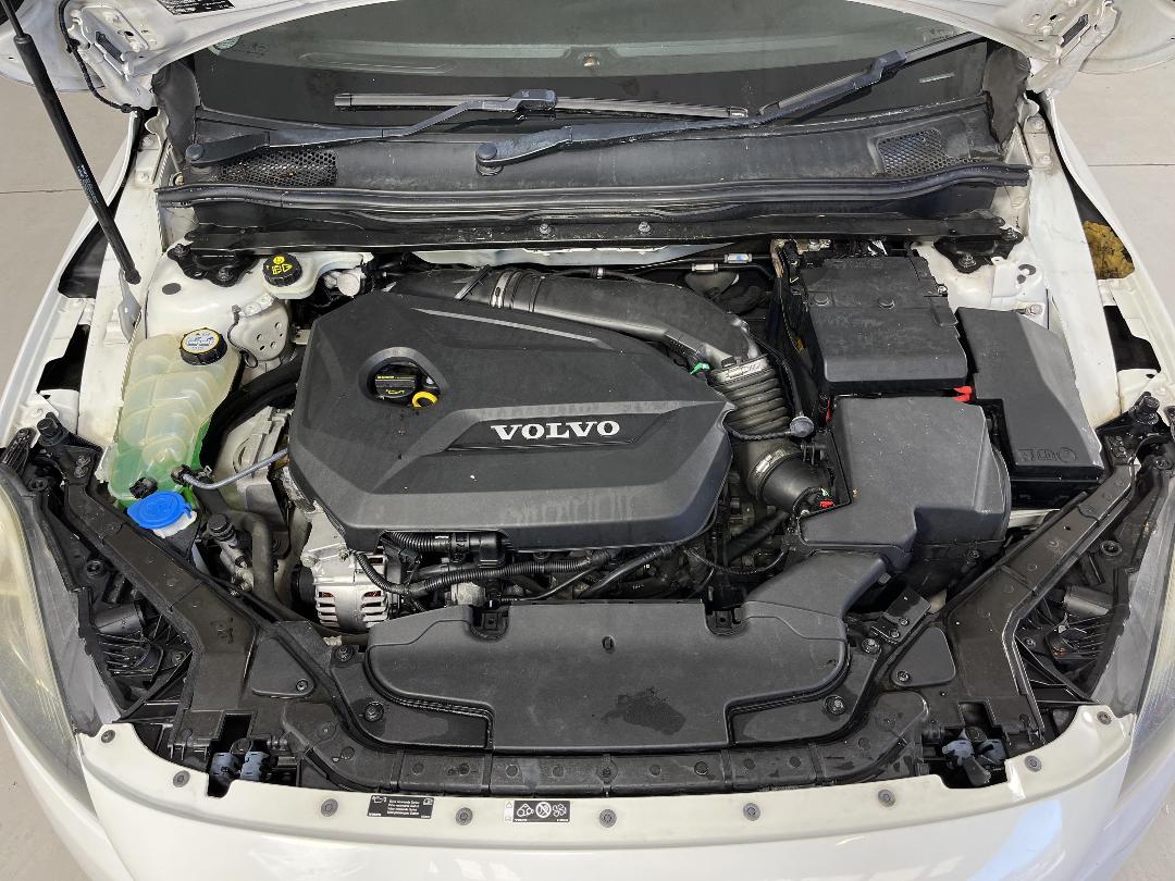 Photo '13' of Volvo V40 Photo '13' of Volvo V40