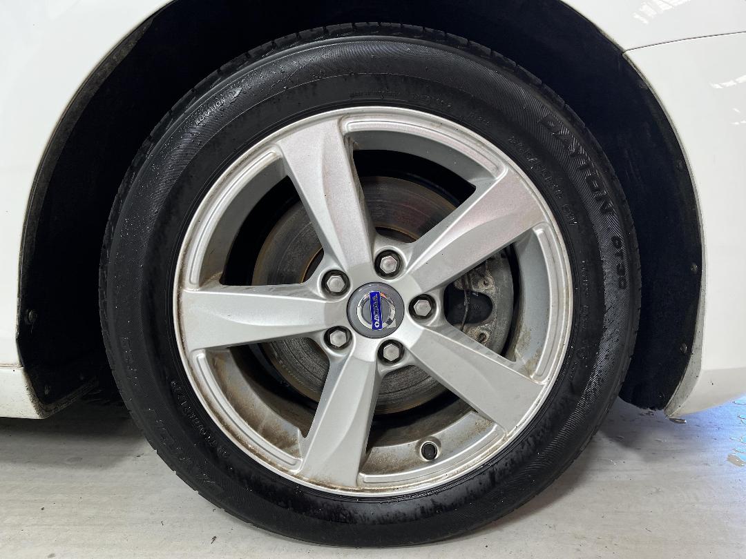 Photo '9' of Volvo V40 Photo '9' of Volvo V40