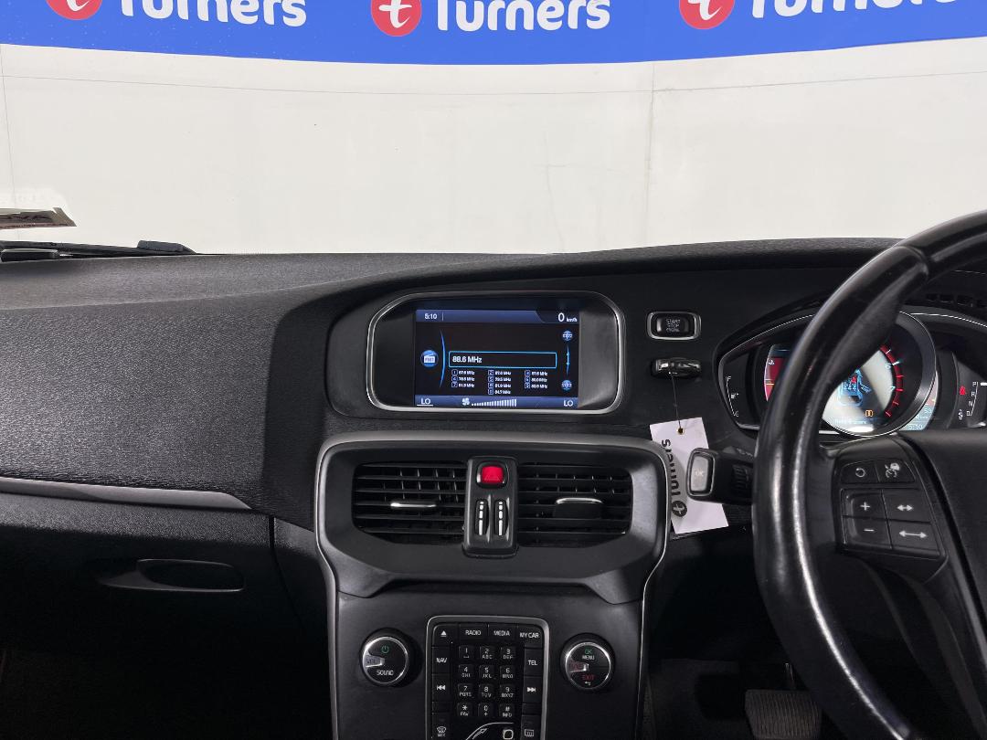 Photo '18' of Volvo V40 Photo '18' of Volvo V40