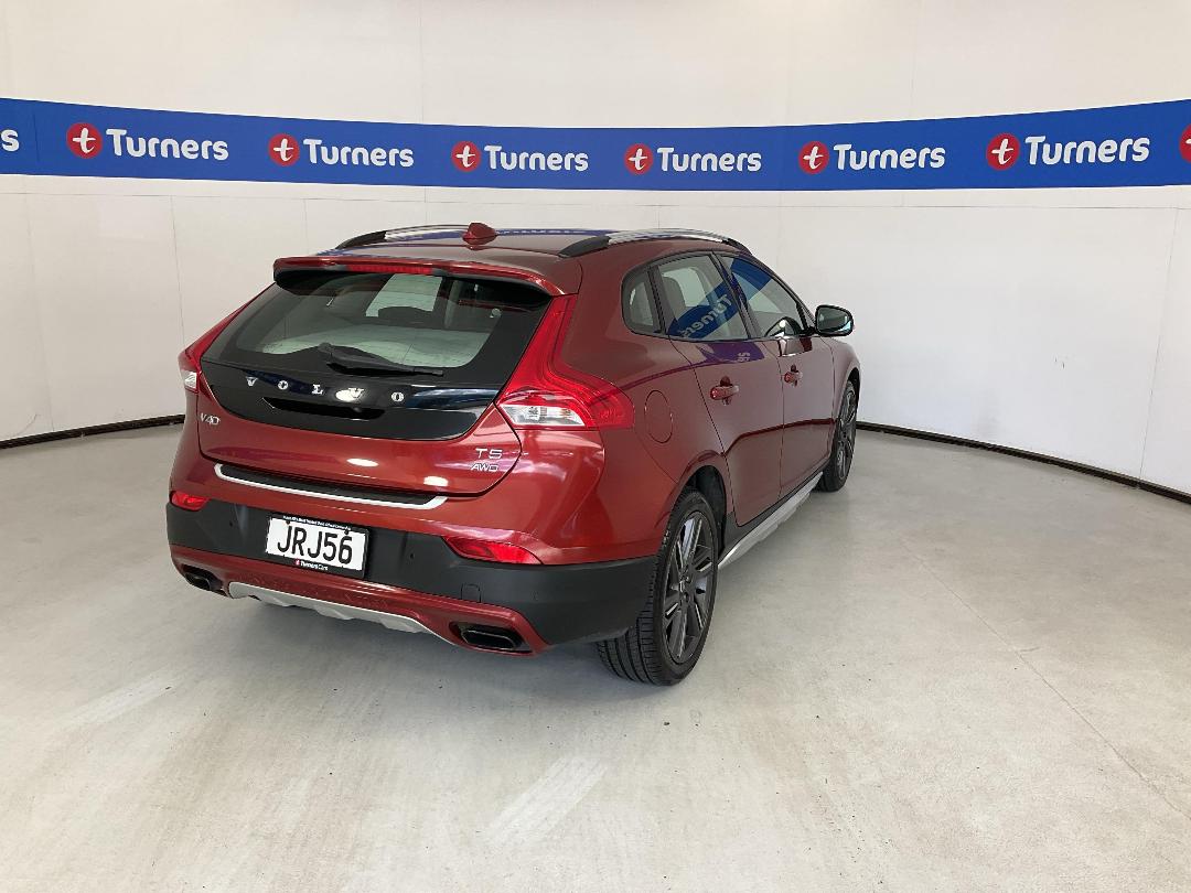 Photo '7' of Volvo V40