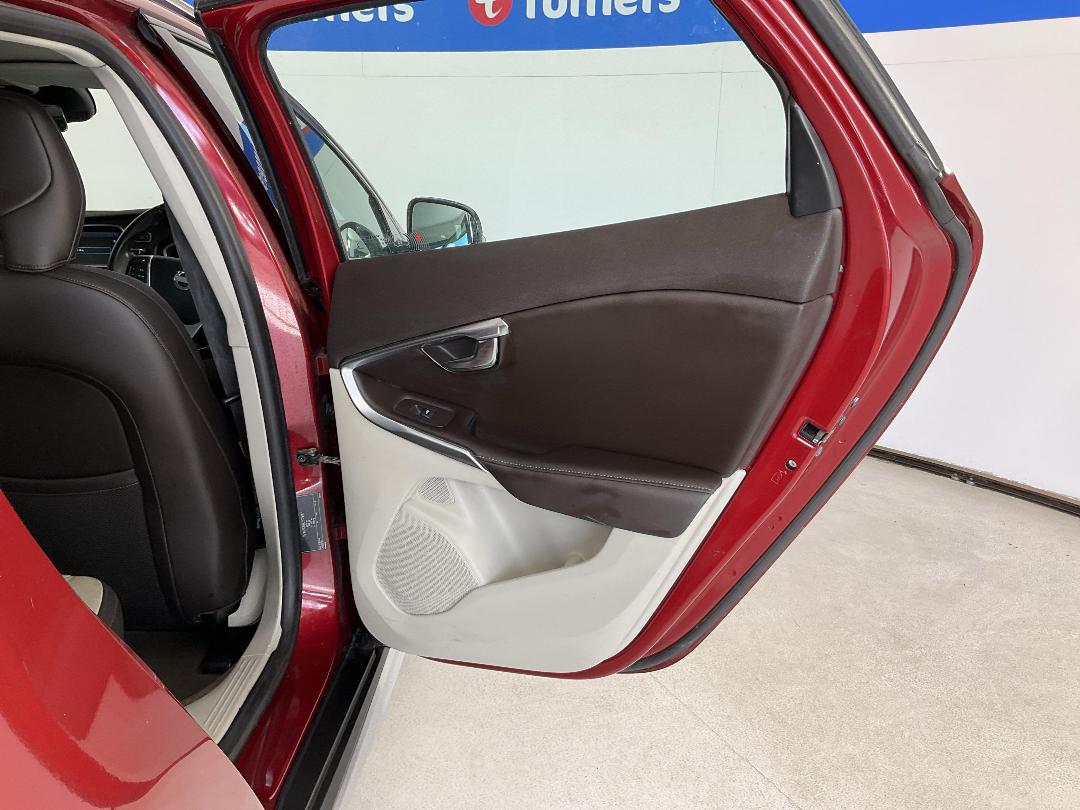 Photo '19' of Volvo V40