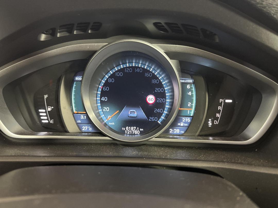 Photo '21' of Volvo V40