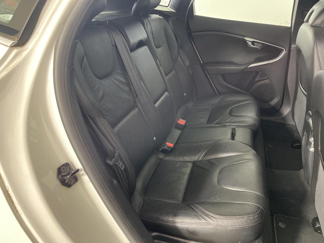 Photo '20' of Volvo V40