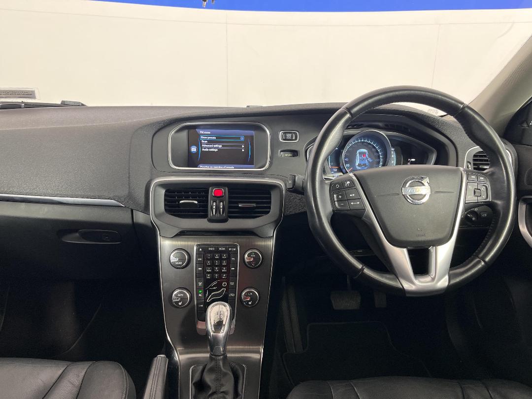 Photo '17' of Volvo V40