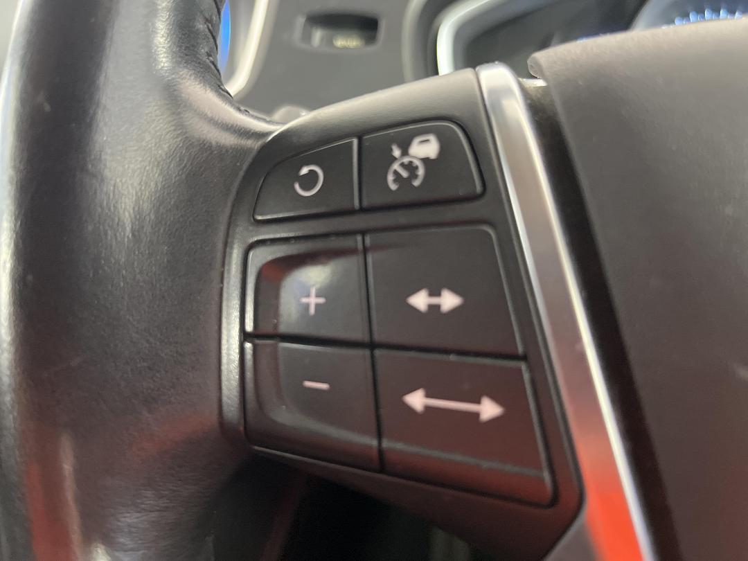 Photo '25' of Volvo V40