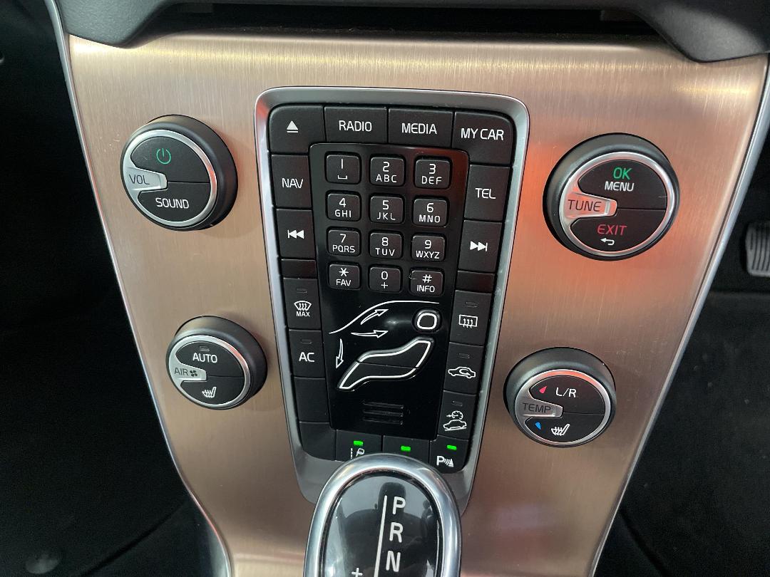 Photo '31' of Volvo V40