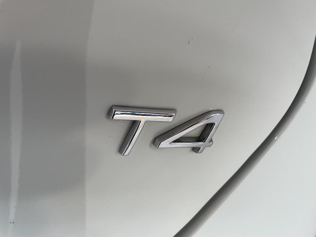 Photo '36' of Volvo V40 Photo '36' of Volvo V40