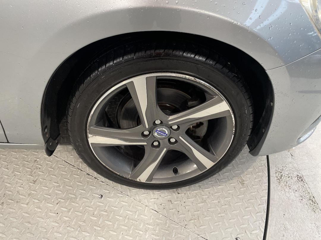 Photo '9' of Volvo V60