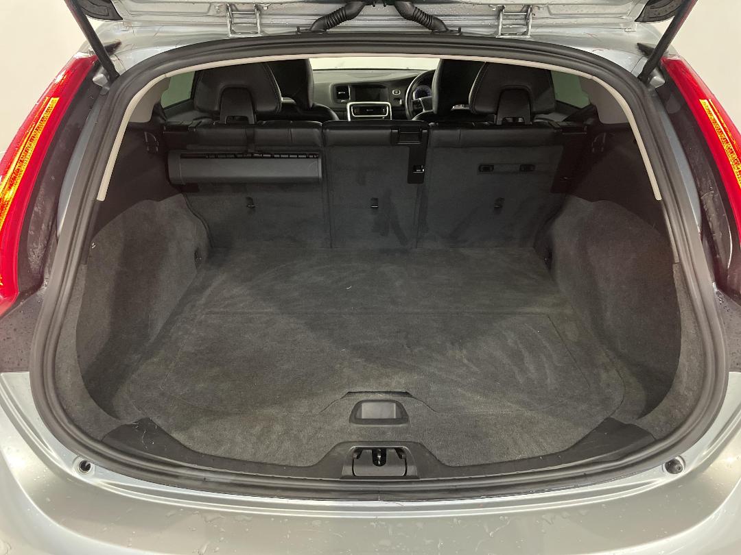 Photo '14' of Volvo V60