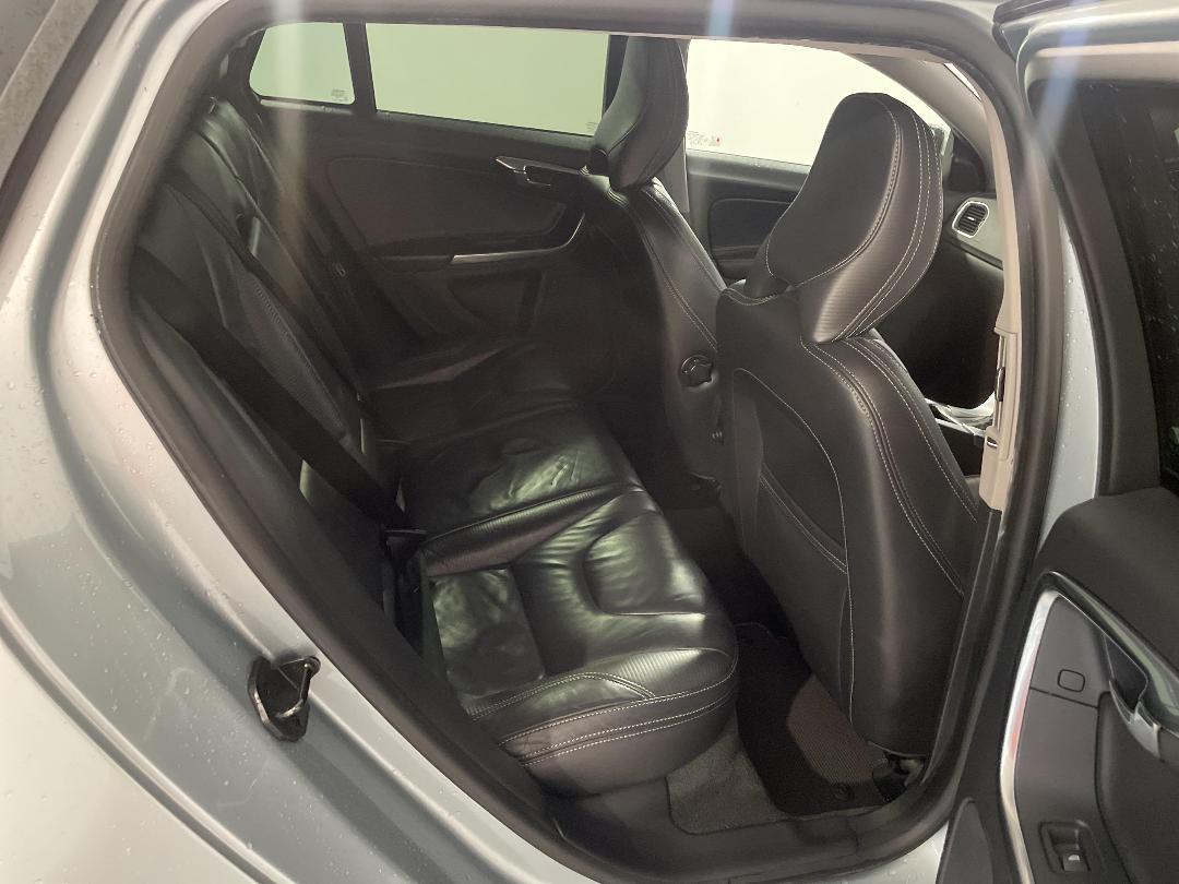 Photo '20' of Volvo V60