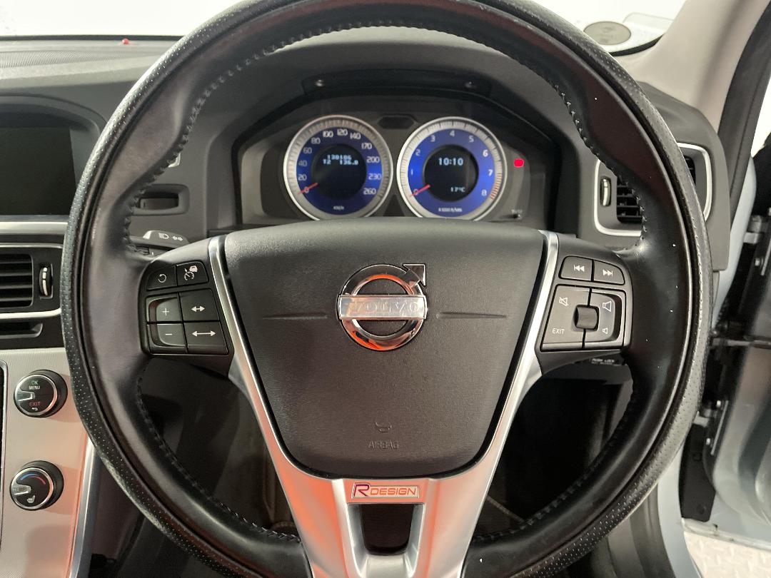 Photo '28' of Volvo V60