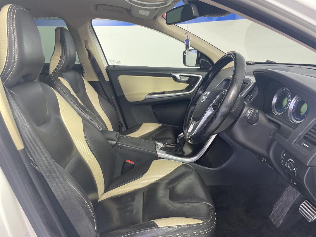 Photo '16' of Volvo XC60