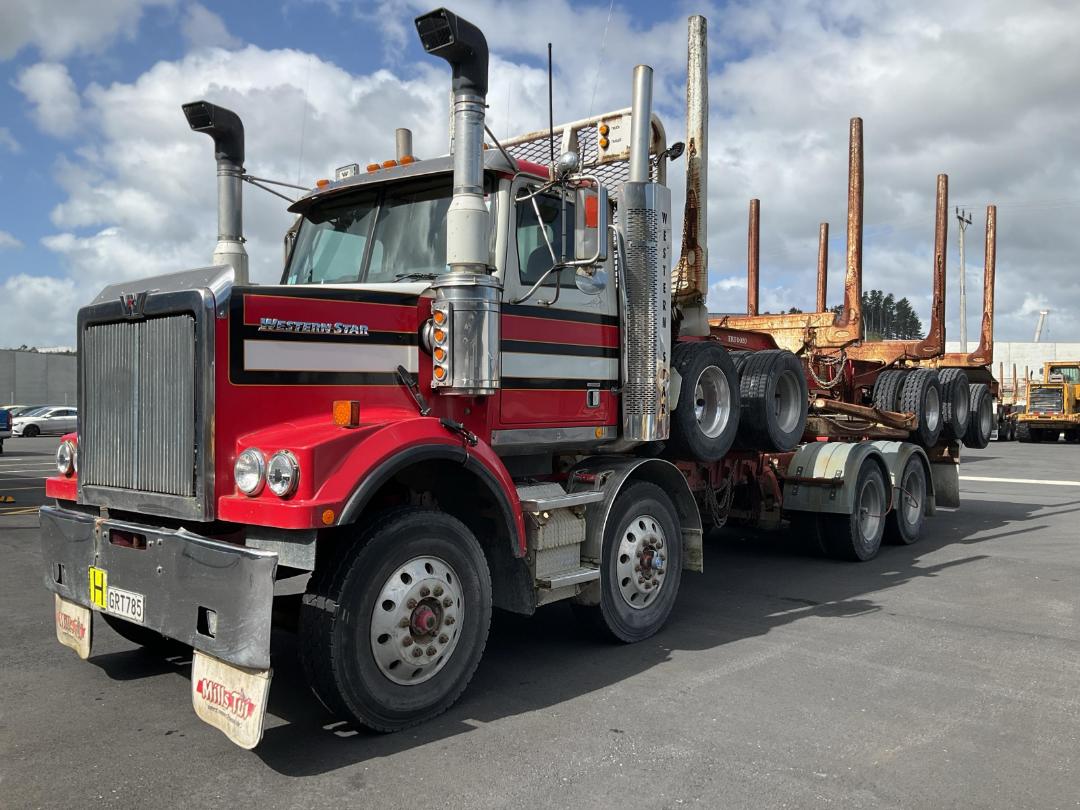 Photo '9' of WESTERN STAR 2013 PATCHELL Logger Photo '9' of WESTERN STAR 2013 PATCHELL Logger