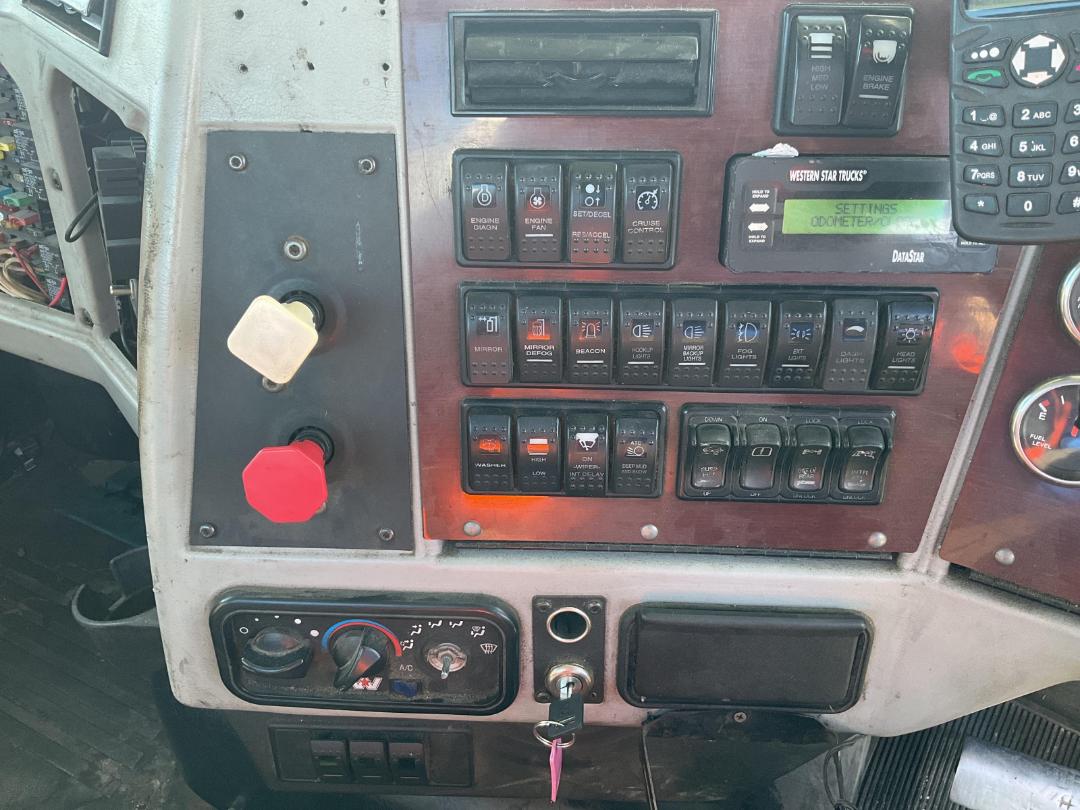 Photo '17' of Western Star 4864 Tractor Unit