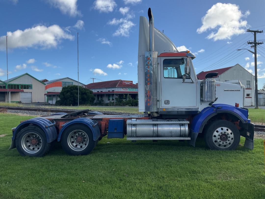 Used Western Star 4864 2013 | Turners Trucks & Machinery for Sale ...