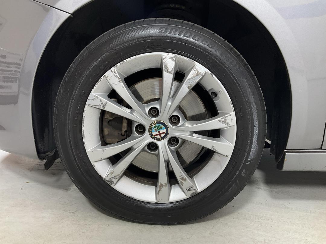 Photo '10' of Alfa Romeo Giulietta Photo '10' of Alfa Romeo Giulietta