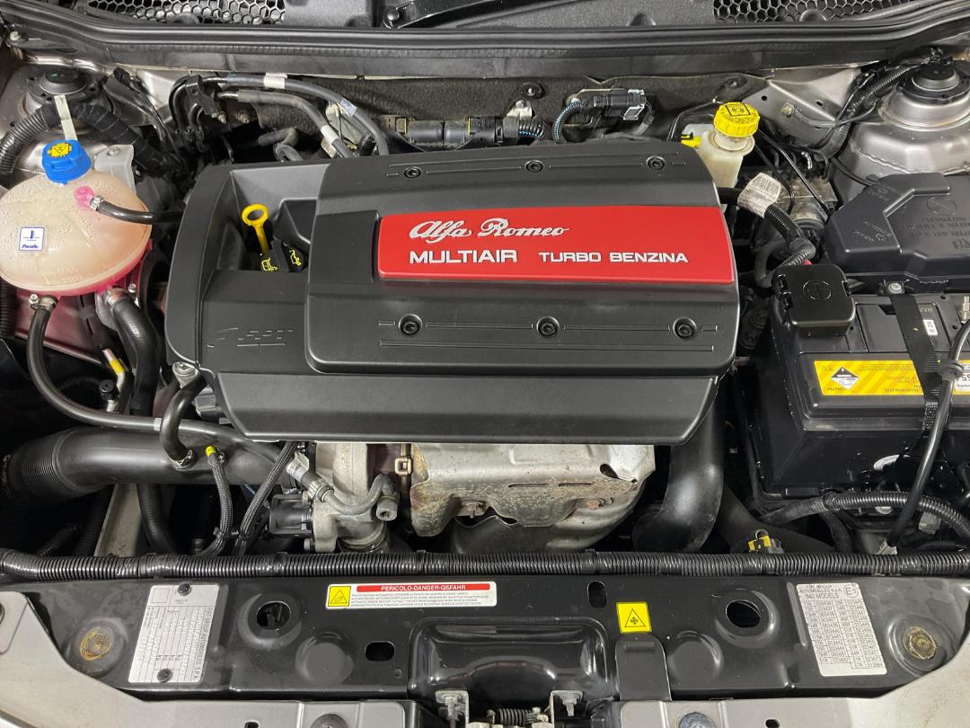 Photo '13' of Alfa Romeo Giulietta Photo '13' of Alfa Romeo Giulietta