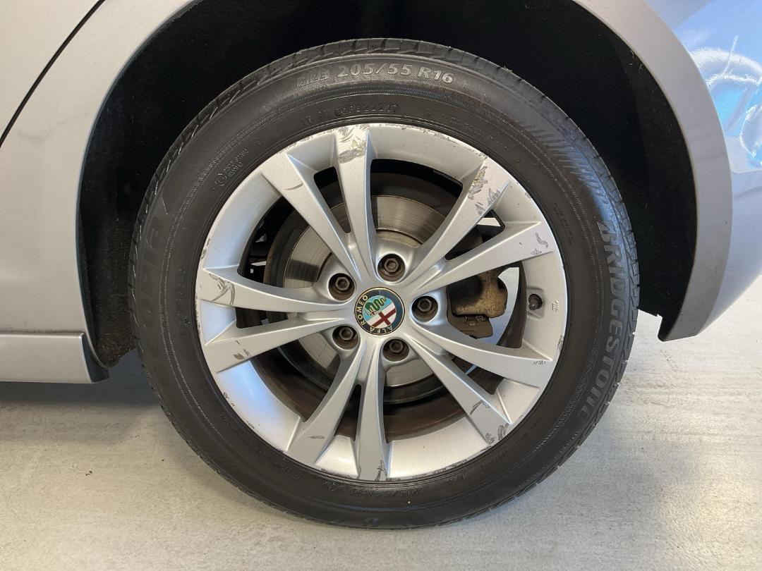 Photo '11' of Alfa Romeo Giulietta Photo '11' of Alfa Romeo Giulietta