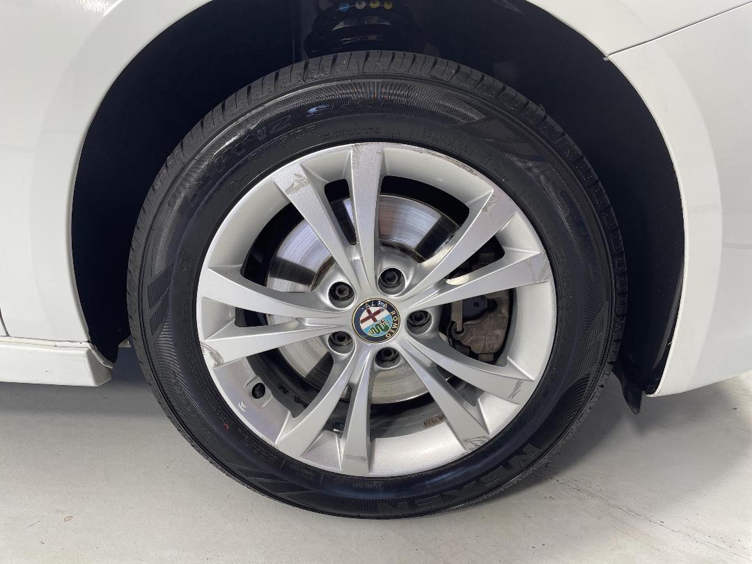 Photo '9' of Alfa Romeo Giulietta Photo '9' of Alfa Romeo Giulietta