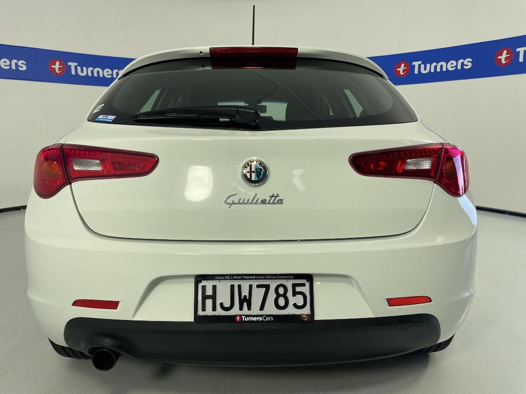 Photo '6' of Alfa Romeo Giulietta Photo '6' of Alfa Romeo Giulietta