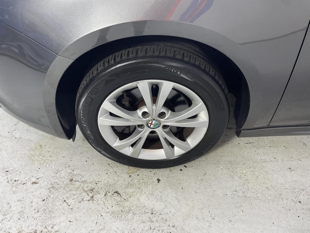 Photo '10' of Alfa Romeo Giulietta