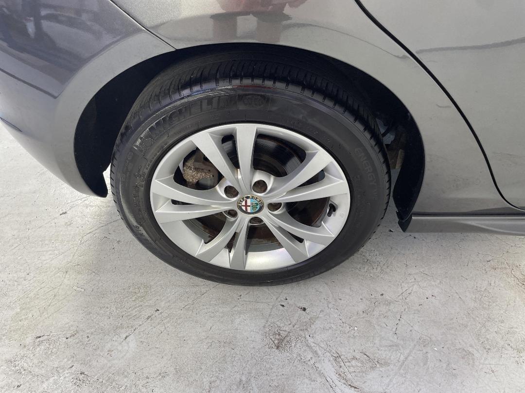 Photo '12' of Alfa Romeo Giulietta