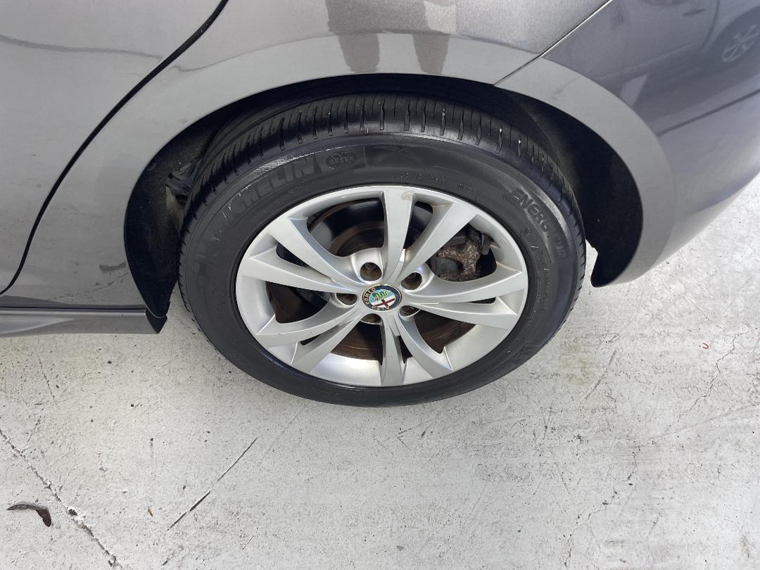 Photo '11' of Alfa Romeo Giulietta