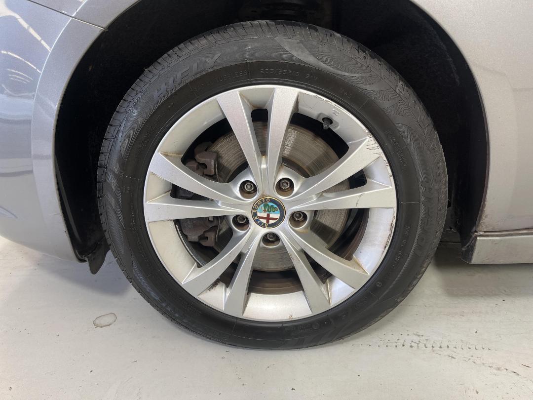 Photo '10' of Alfa Romeo Giulietta Photo '10' of Alfa Romeo Giulietta