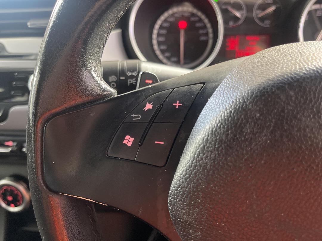 Photo '24' of Alfa Romeo Giulietta Photo '24' of Alfa Romeo Giulietta