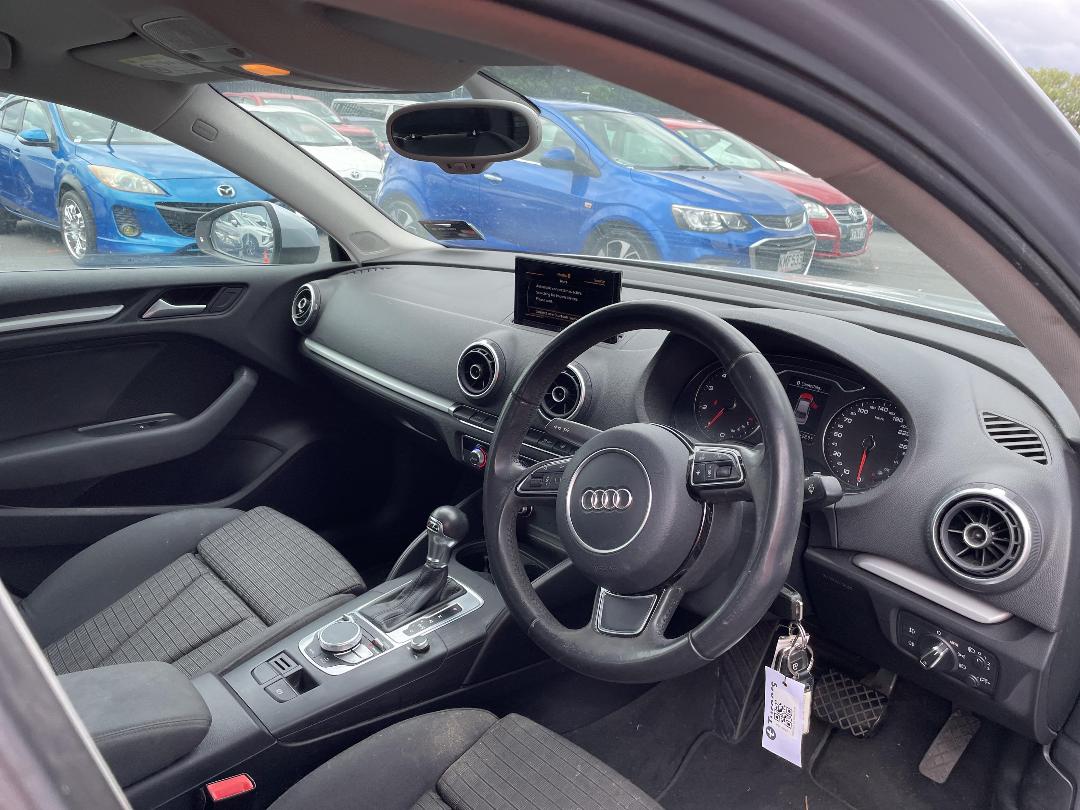 Photo '10' of Audi A3 A3 Sedan 1.8 Tfsi S