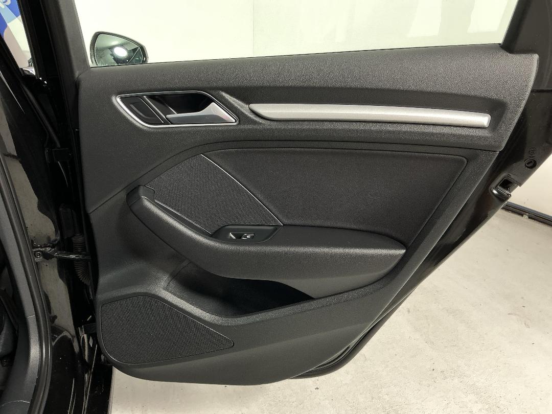 Photo '19' of Audi A3 Photo '19' of Audi A3