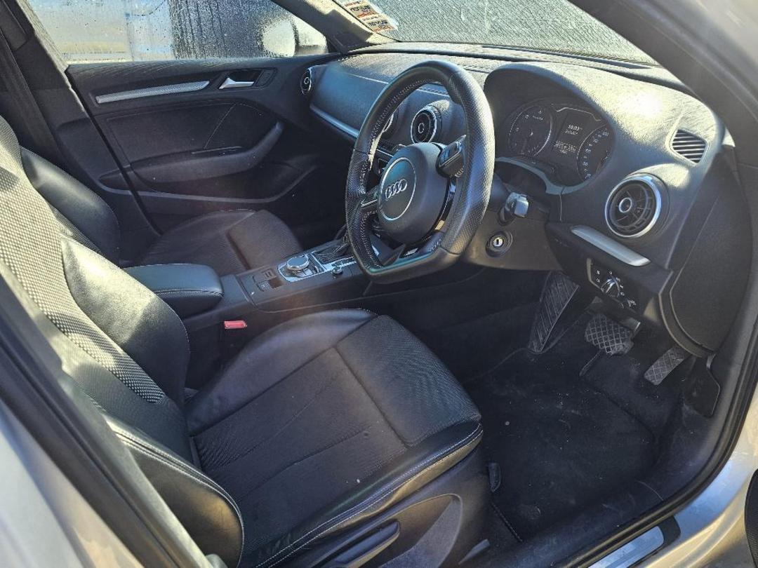 Photo '14' of Audi A3 A3 Sedan 2.0 TDI S T