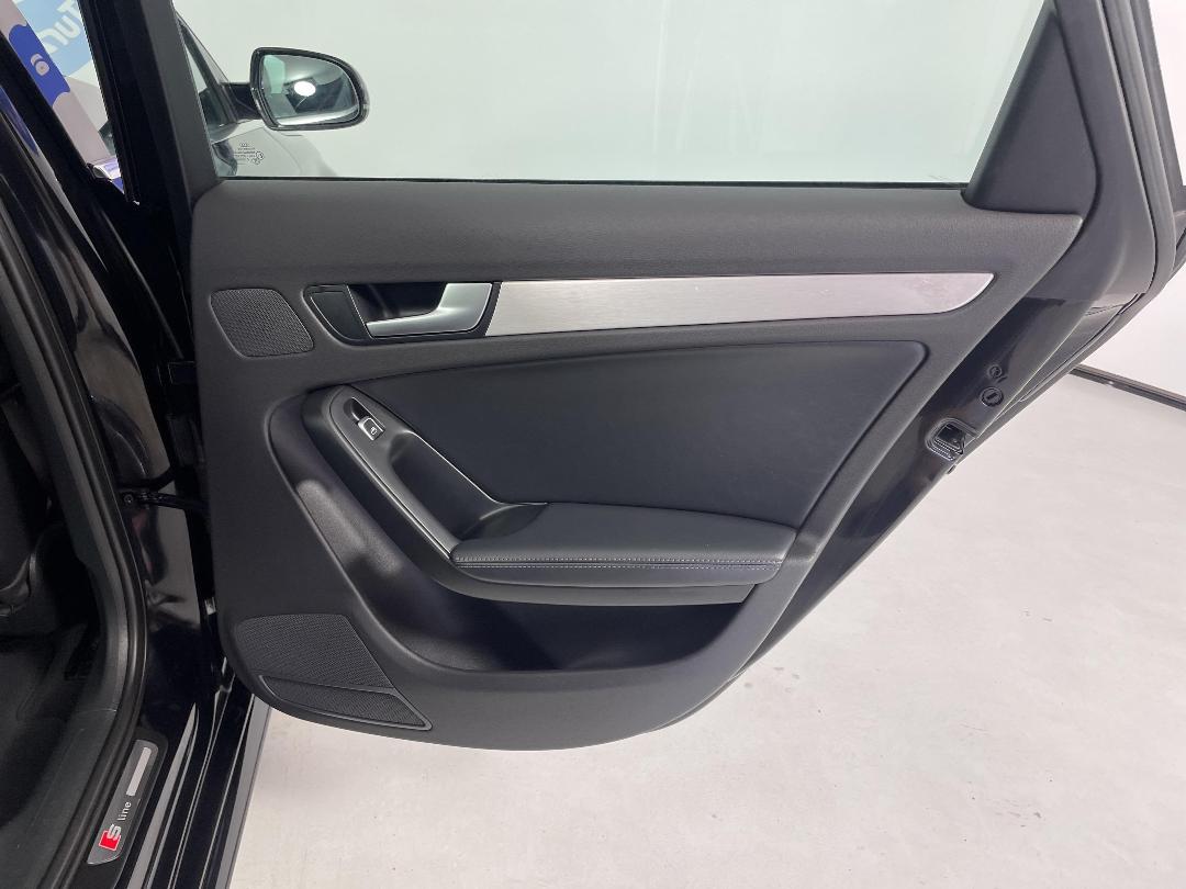 Photo '19' of Audi A4 Photo '19' of Audi A4