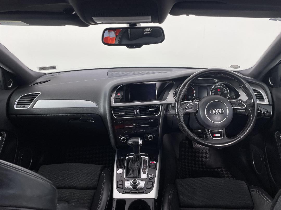 Photo '17' of Audi A4