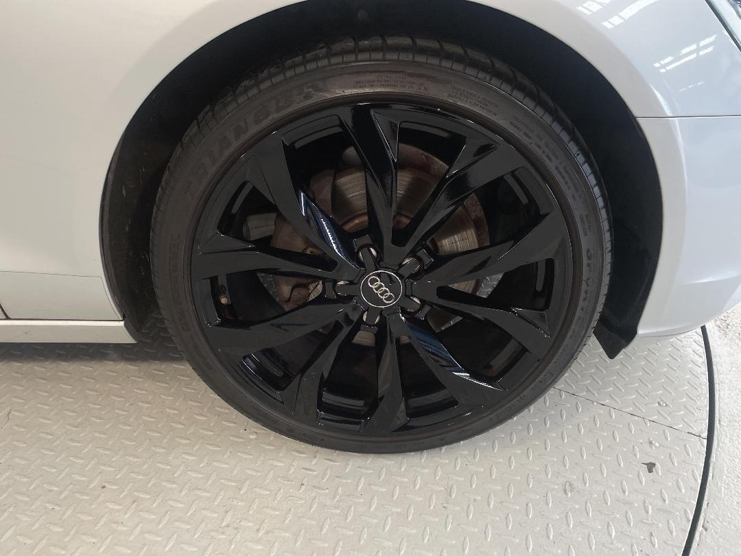 Photo '9' of Audi A6