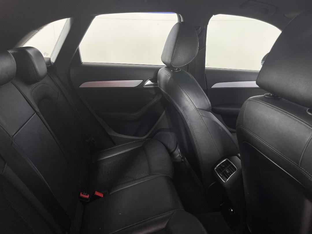 Photo '20' of Audi Q3 Photo '20' of Audi Q3