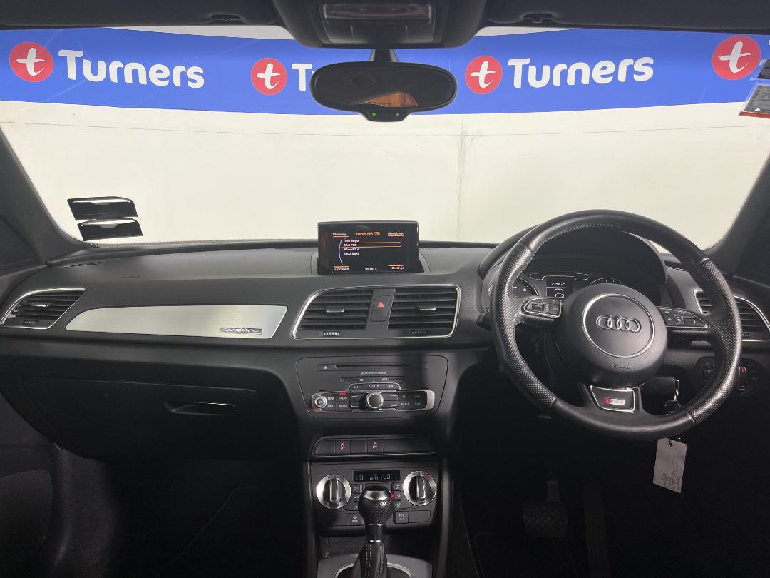 Photo '17' of Audi Q3 Photo '17' of Audi Q3