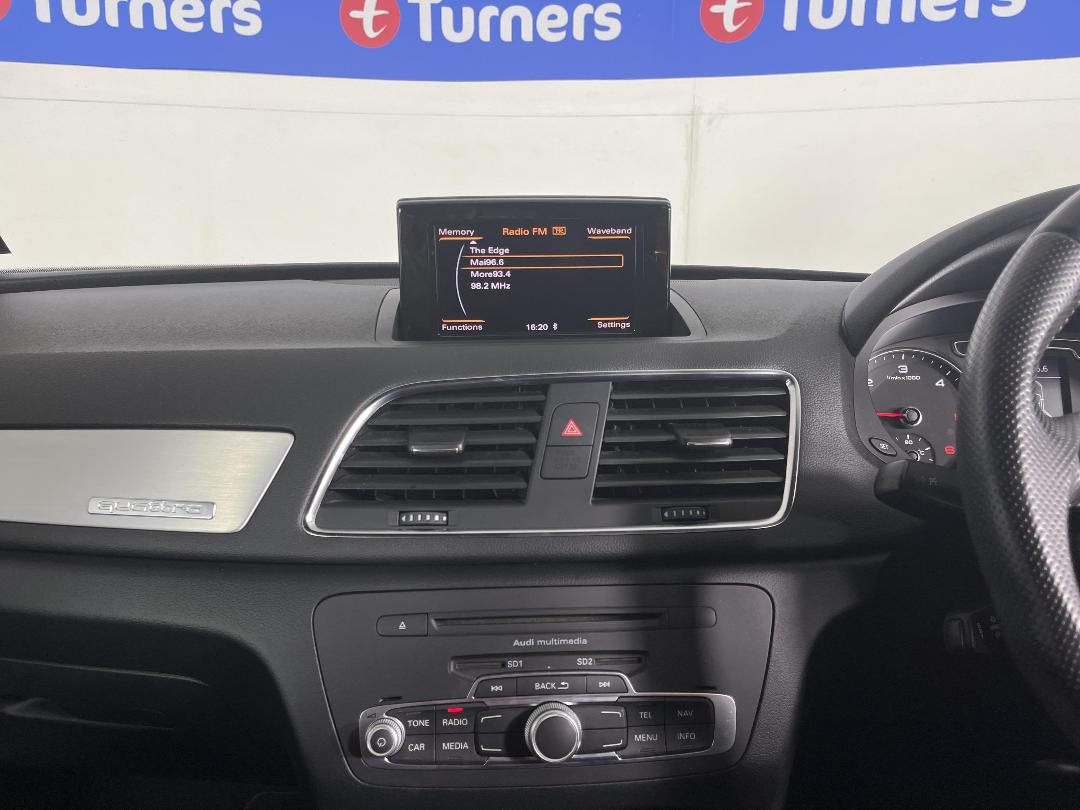 Photo '18' of Audi Q3 Photo '18' of Audi Q3