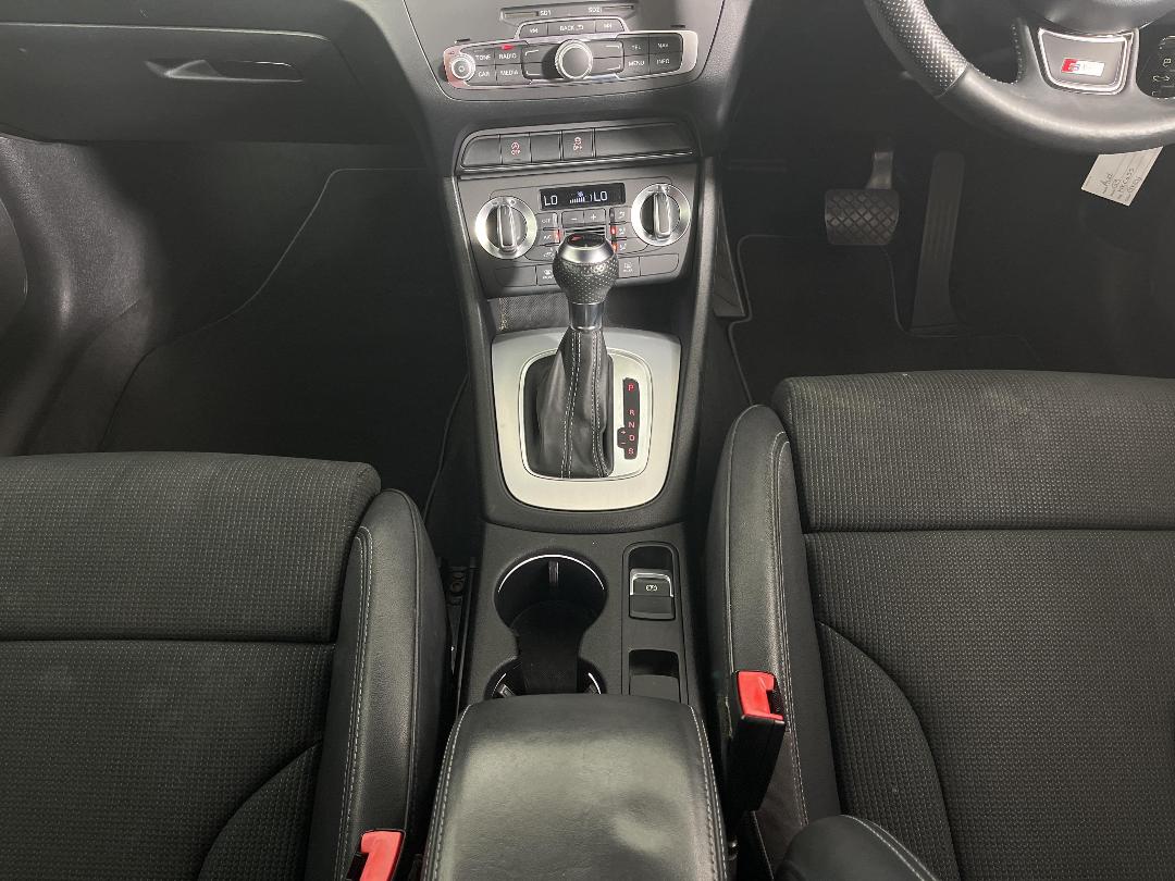 Photo '23' of Audi Q3 Photo '23' of Audi Q3