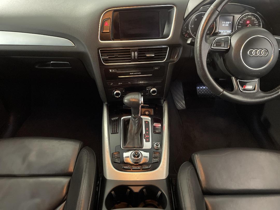 Photo '18' of Audi Q5