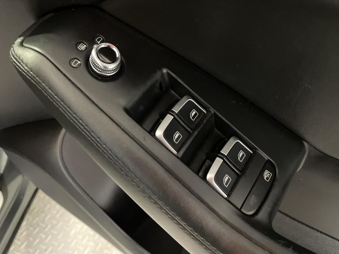 Photo '24' of Audi Q5