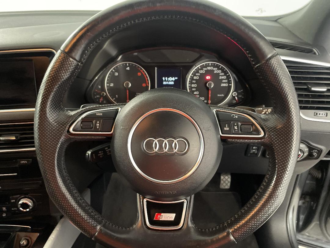 Photo '28' of Audi Q5