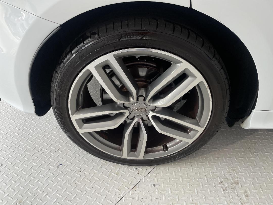 Photo '12' of Audi Q5