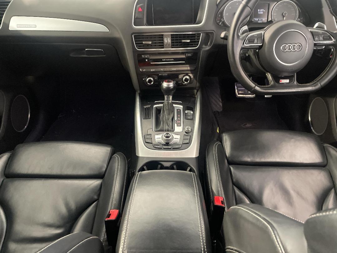 Photo '18' of Audi Q5