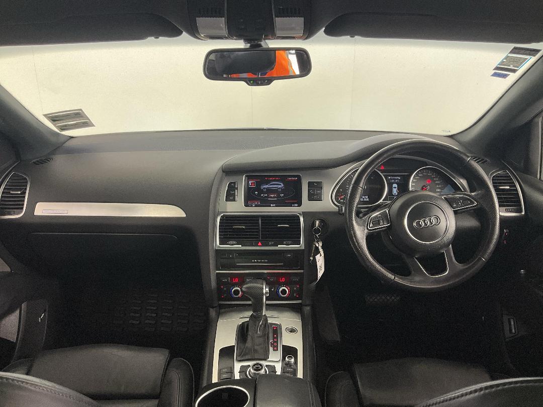 Photo '17' of Audi Q7 Photo '17' of Audi Q7