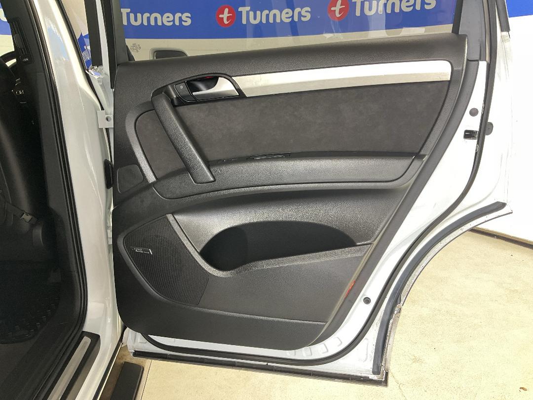 Photo '19' of Audi Q7 Photo '19' of Audi Q7