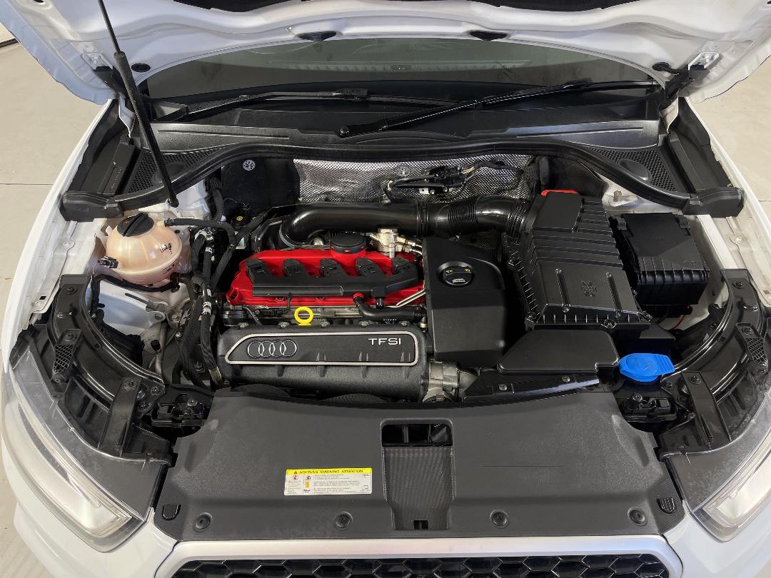 Photo '13' of Audi RS Q3