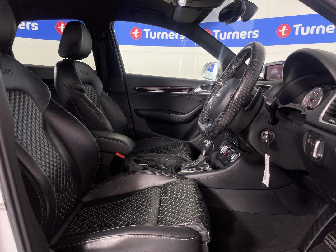 Photo '16' of Audi RS Q3