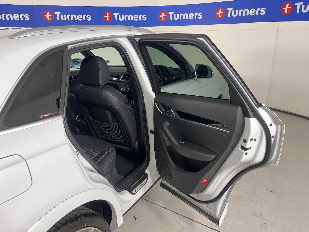 Photo '19' of Audi RS Q3